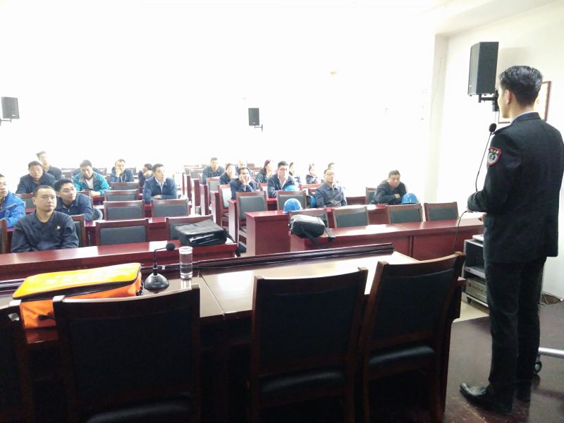 
				   
					黃河同力組織開(kāi)展2019年消防安全、職業(yè)衛(wèi)生及廠區(qū)雙重預(yù)防體系建設(shè)知識(shí)培訓(xùn)
				 